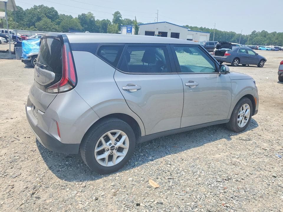2025 KIA SOUL LX 3