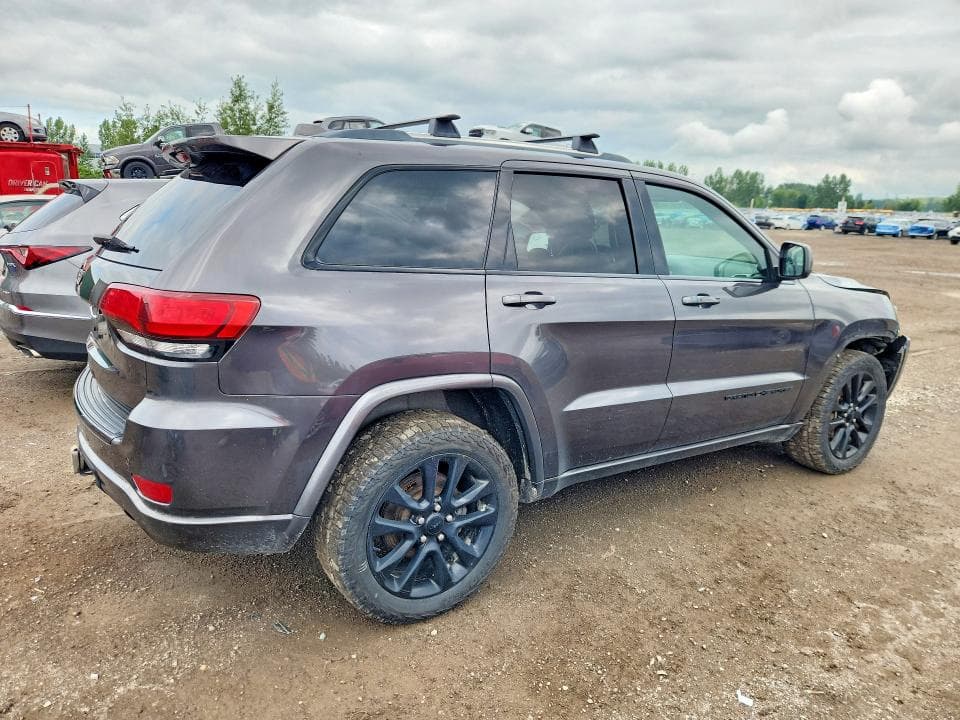 2018 JEEP GRAND CHEROKEE LAREDO 3