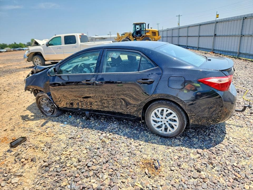 2019 TOYOTA COROLLA LE 2