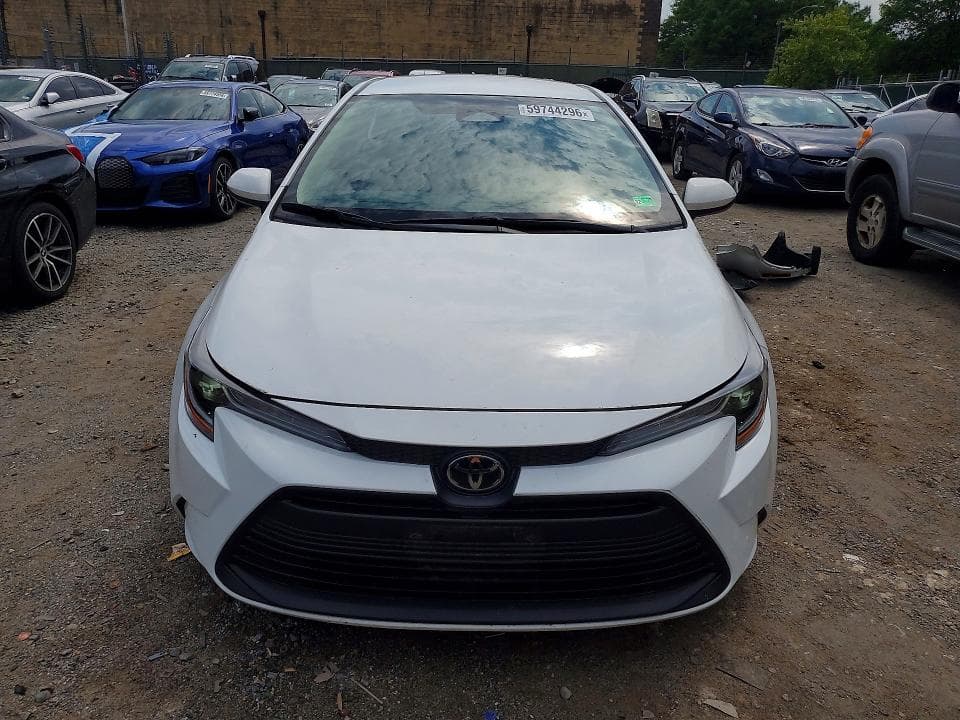 2024 TOYOTA COROLLA 5