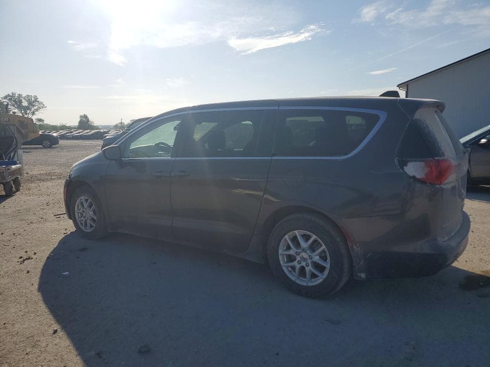 2022 CHRYSLER VOYAGER LX 2