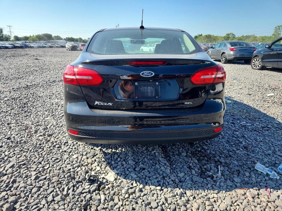 2017 FORD FOCUS SEL 6