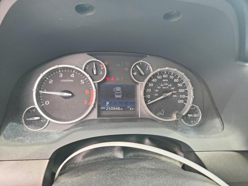 2017 TOYOTA TUNDRA CREWMAX SR5 9