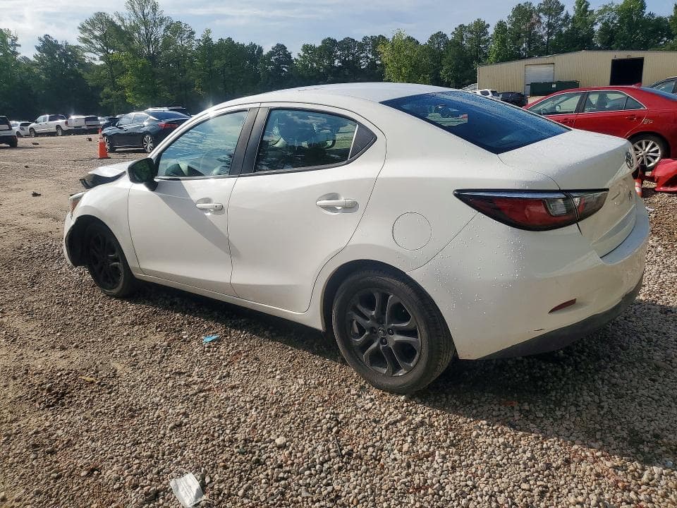 2017 TOYOTA YARIS IA BASE 2