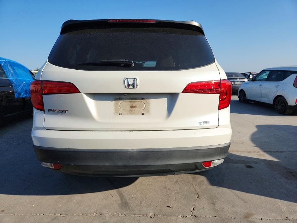 2018 HONDA PILOT LX 6