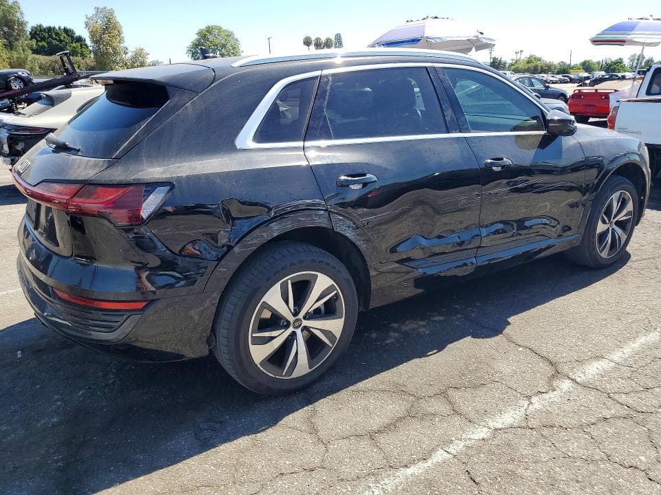 2024 AUDI Q8 E-TRON PREMIUM PLUS 3