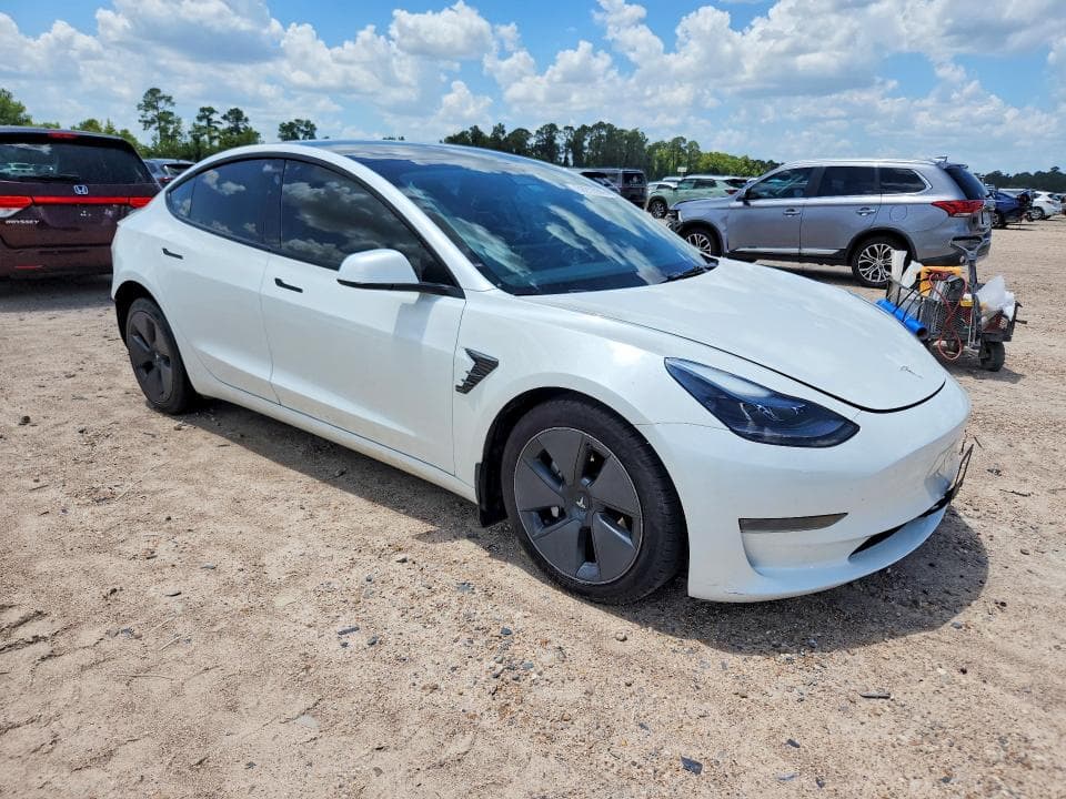 2023 TESLA MODEL 3 4