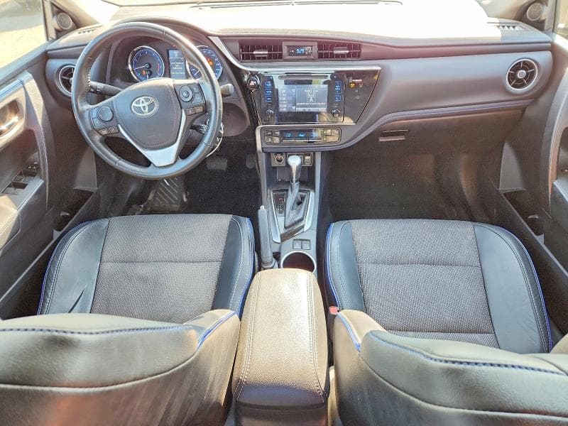 2017 TOYOTA COROLLA L 8