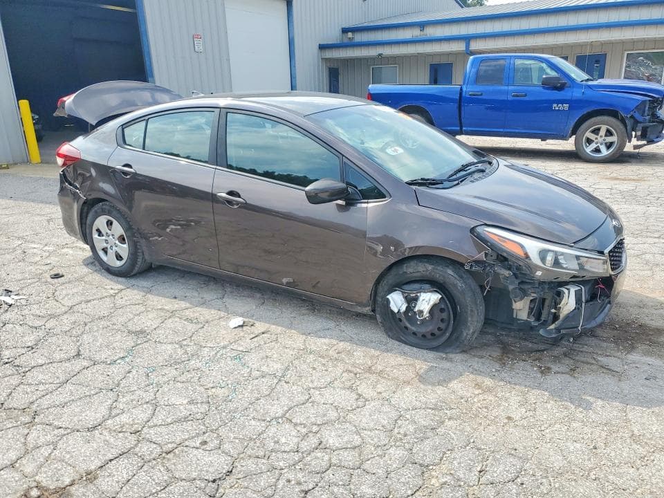2017 KIA FORTE LX 4