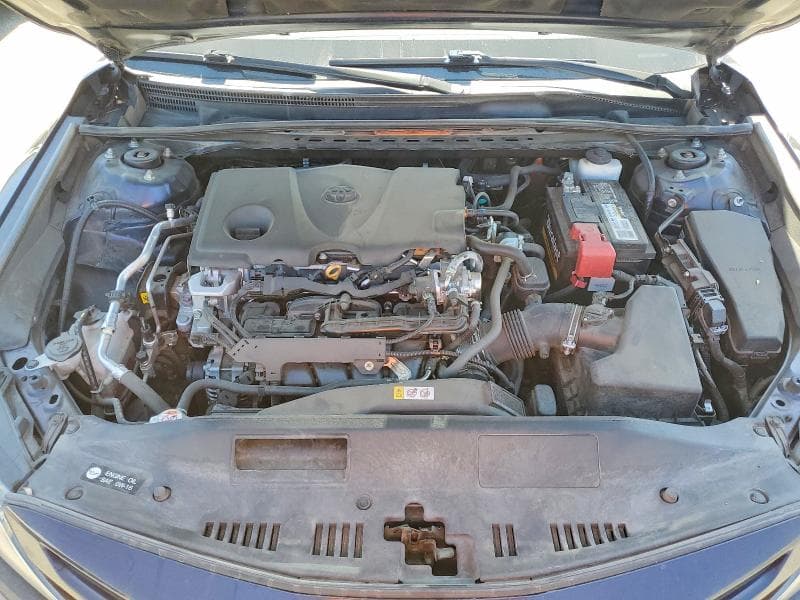 2022 TOYOTA CAMRY SE 11