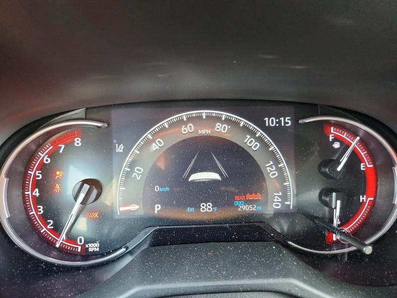 2024 TOYOTA RAV4 LE 9