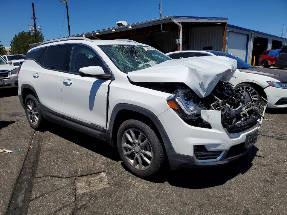 2023 GMC TERRAIN SLT 4