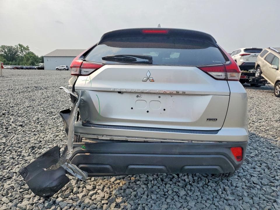 2024 MITSUBISHI ECLIPSE CROSS LE 6
