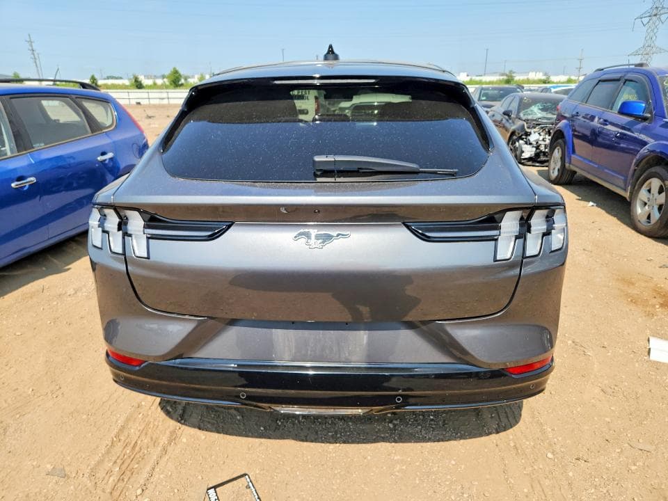 2021 FORD MUSTANG MACH-E PREMIUM 6
