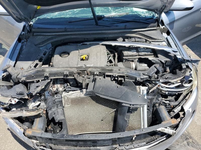 2017 HYUNDAI ELANTRA SE 11