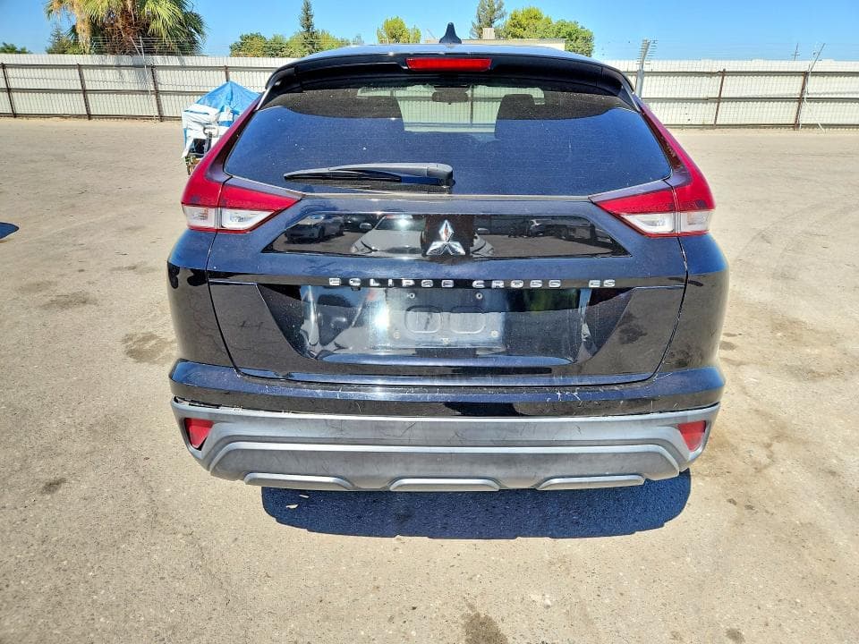 2022 MITSUBISHI ECLIPSE CROSS ES 6