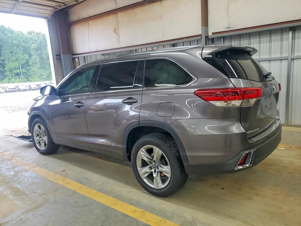 2017 TOYOTA HIGHLANDER LIMITED 2