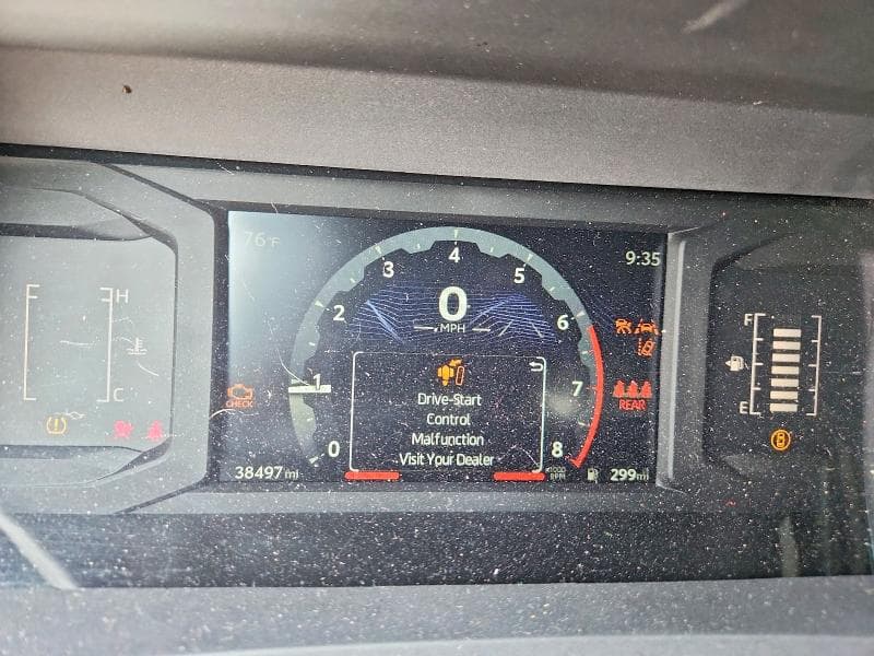 2024 TOYOTA TACOMA SR 9