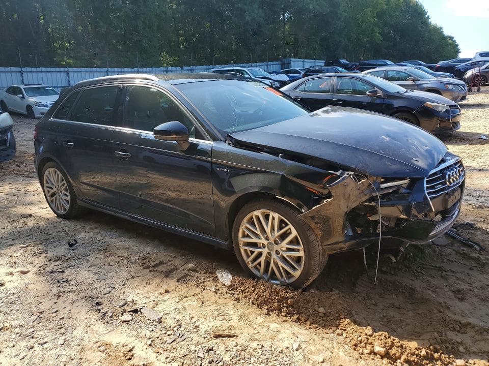 2018 AUDI A3 E-TRON PREMIUM PLUS 4