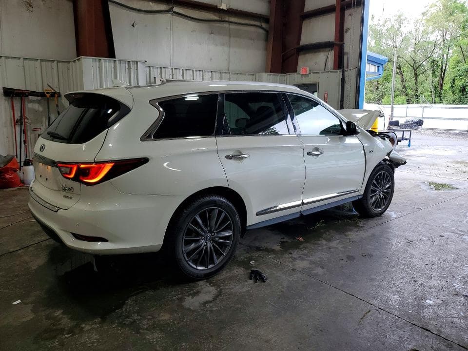2020 INFINITI QX60 LUXE 3