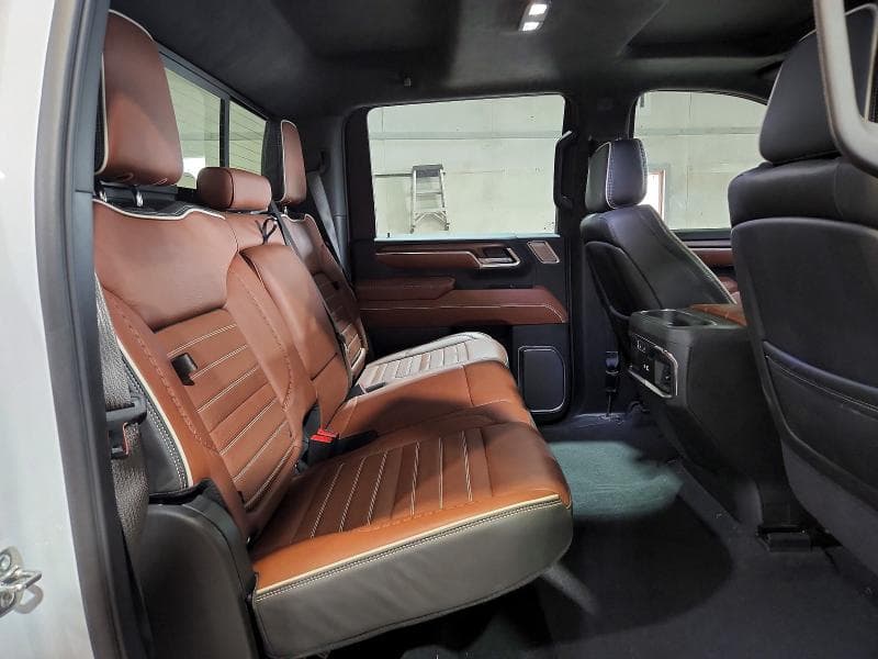 2025 GMC SIERRA K3500 DENALI ULTIMATE 10