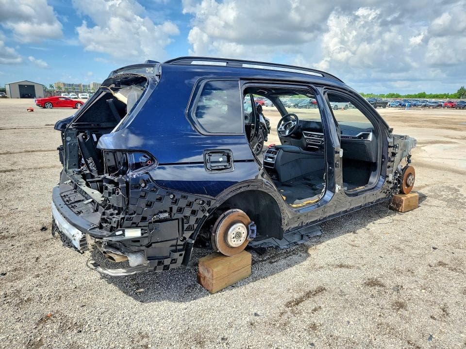 2026 BMW X7 XDRIVE40I 3