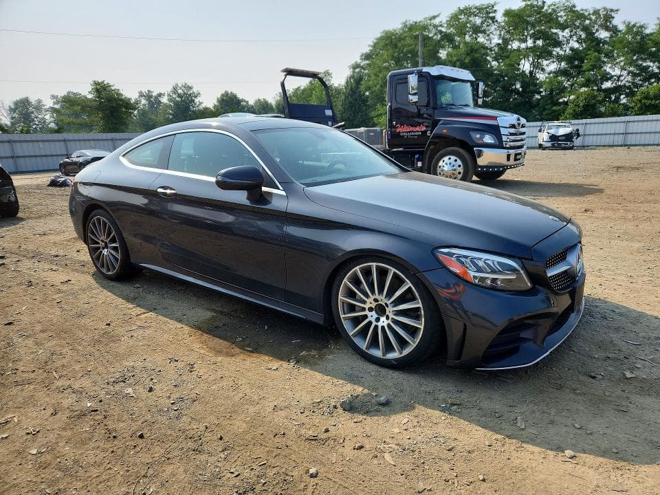 2019 MERCEDES-BENZ C 300 4