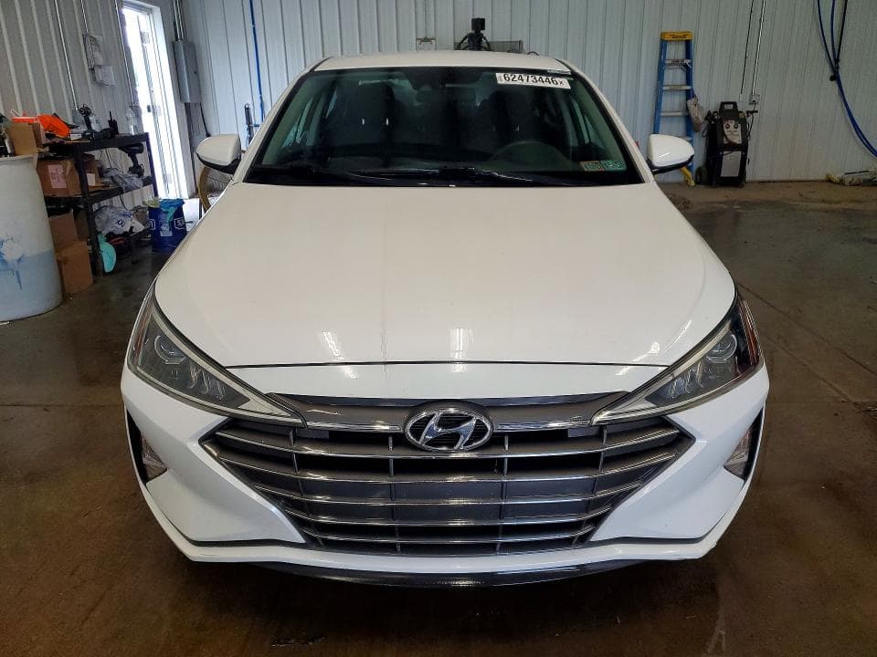 2020 HYUNDAI ELANTRA SEL 5