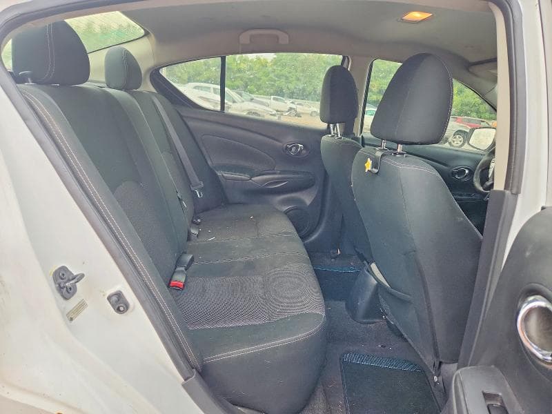 2017 NISSAN VERSA 1.6 SV 10