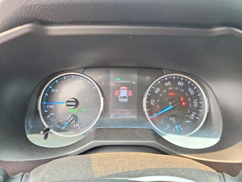 2021 TOYOTA RAV4 XLE 9