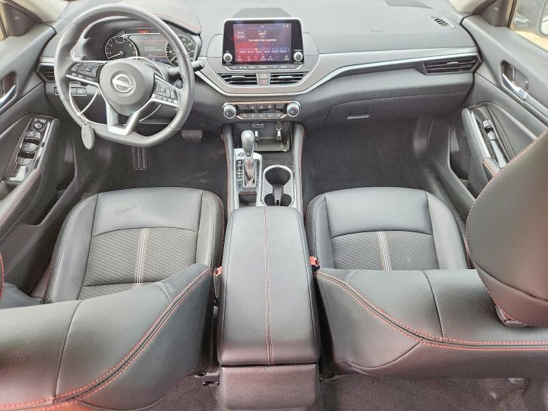 2024 NISSAN ALTIMA SR 8