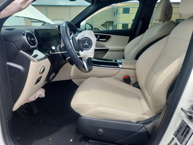 2024 MERCEDES-BENZ GLC 300 4MATIC 7