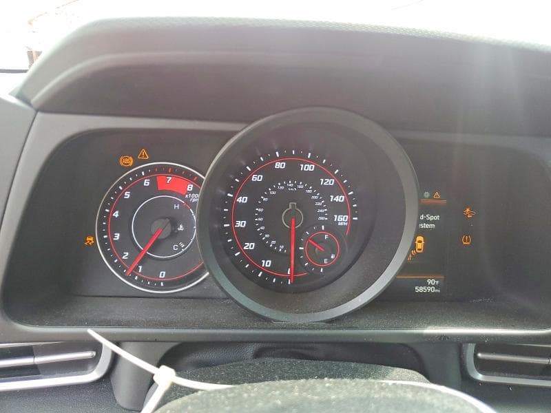 2021 HYUNDAI ELANTRA SEL 9