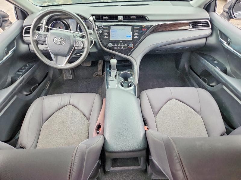 2020 TOYOTA CAMRY LE 8