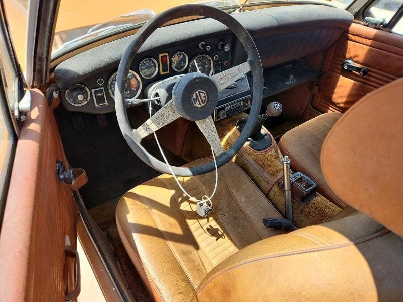 1975 MG MIDGET 8