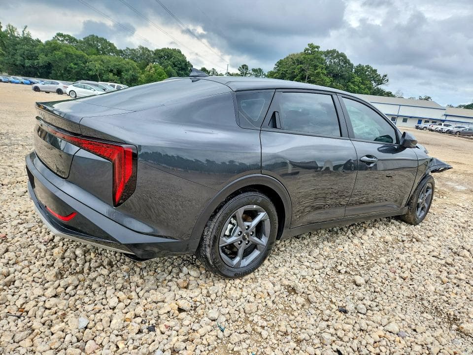 2026 KIA K4 LXS 3