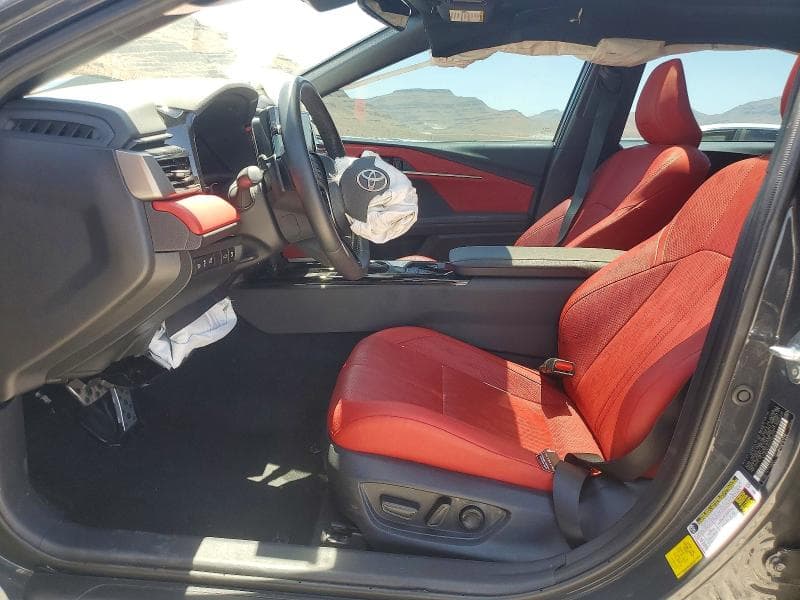 2025 TOYOTA CAMRY XSE 7
