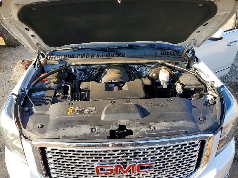 2017 GMC YUKON XL DENALI 12