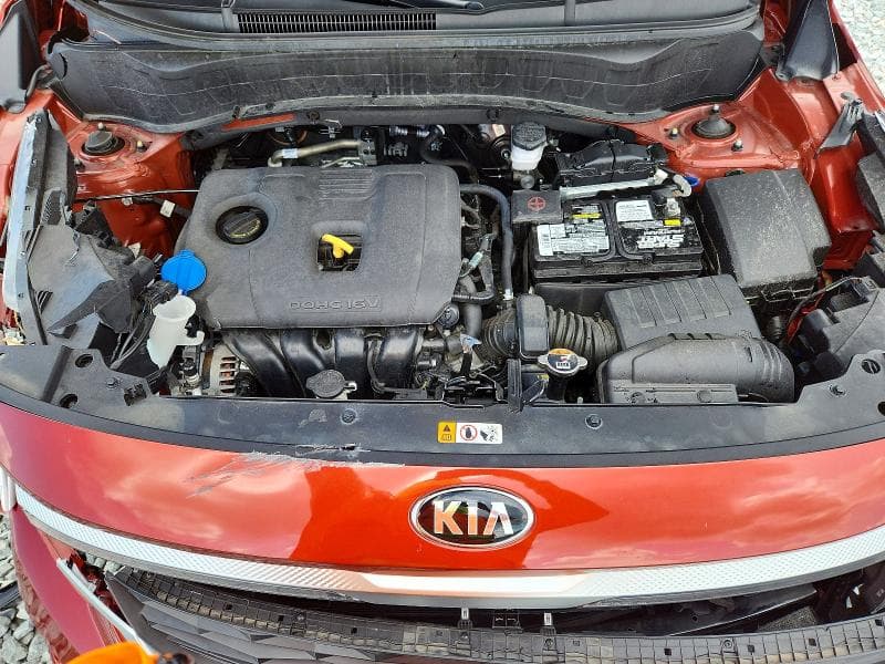 2021 KIA SELTOS S 11