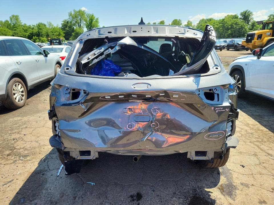 2025 FORD ESCAPE ST LINE SELECT 6