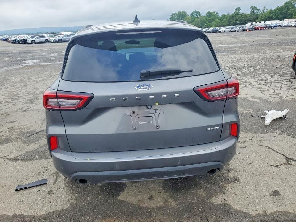 2023 FORD ESCAPE ST LINE 6