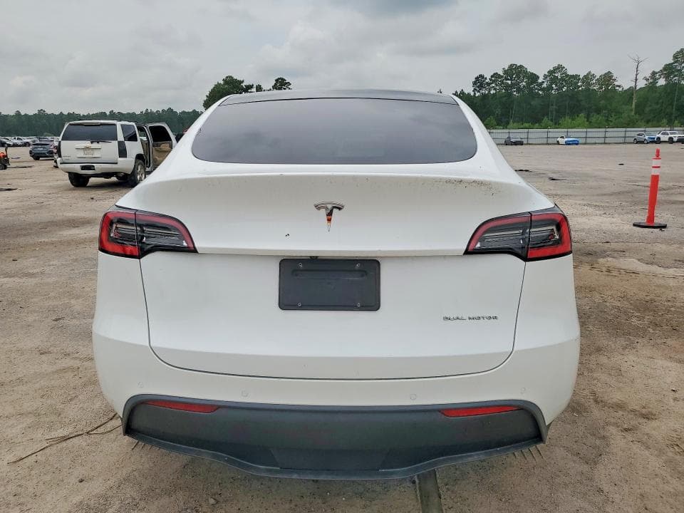 2020 TESLA MODEL Y 6