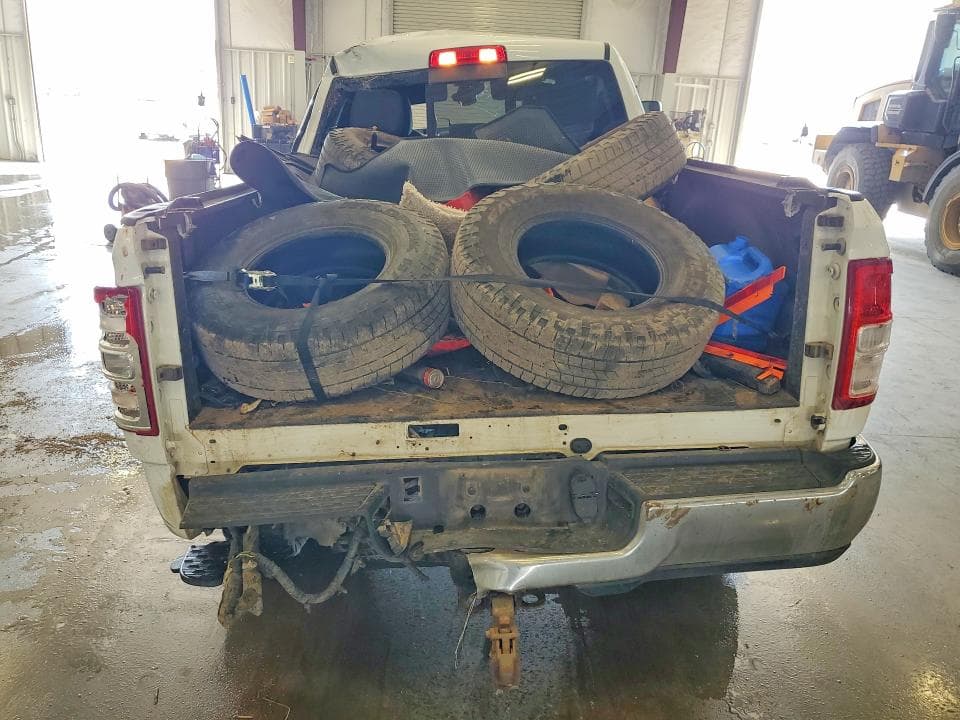 2022 RAM 2500 TRADESMAN 6