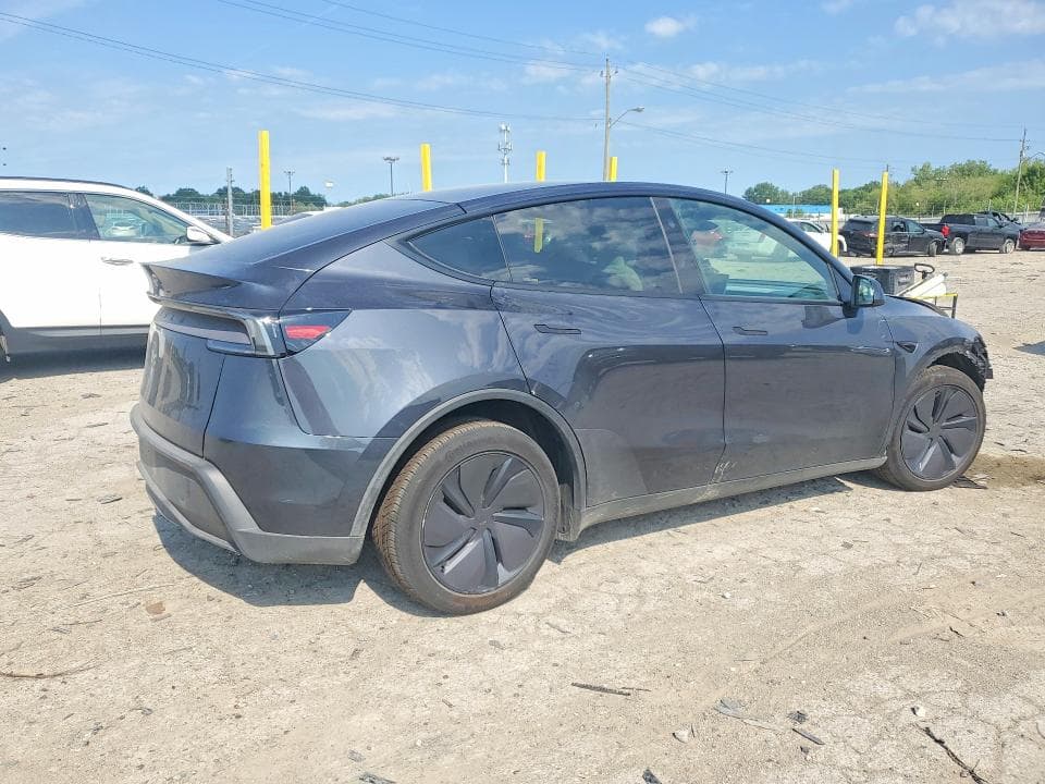 2026 TESLA MODEL Y 3
