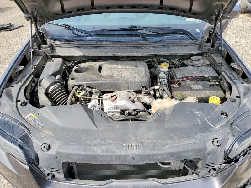 2019 JEEP CHEROKEE LIMITED 11