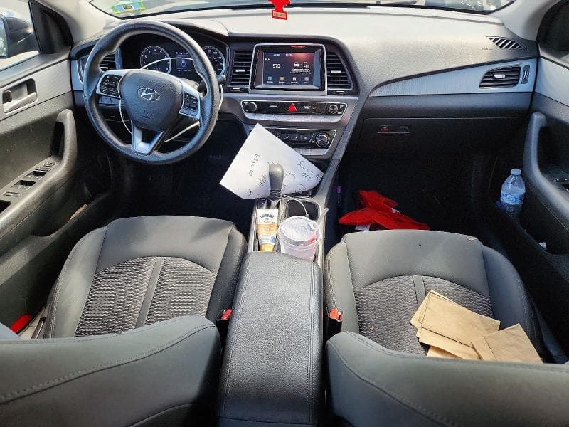 2019 HYUNDAI SONATA SE 8