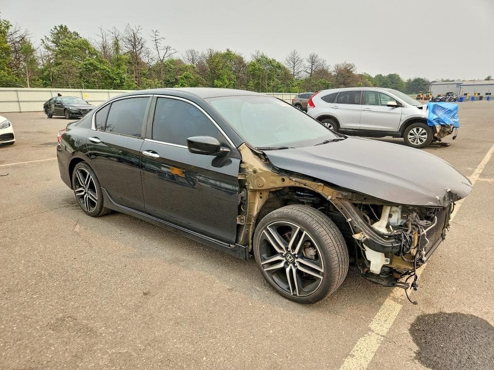 2017 HONDA ACCORD SPORT 4