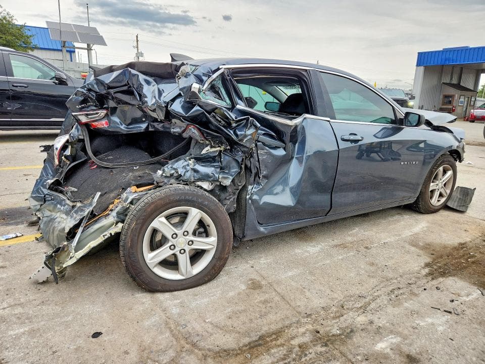 2019 CHEVROLET MALIBU LS 3