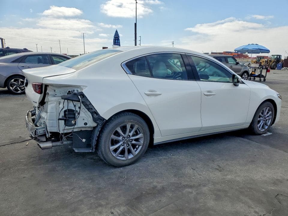 2020 MAZDA 3 PREMIUM 3