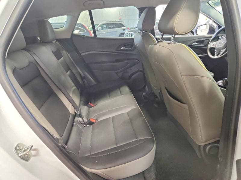 2025 CHEVROLET TRAX ACTIV 11